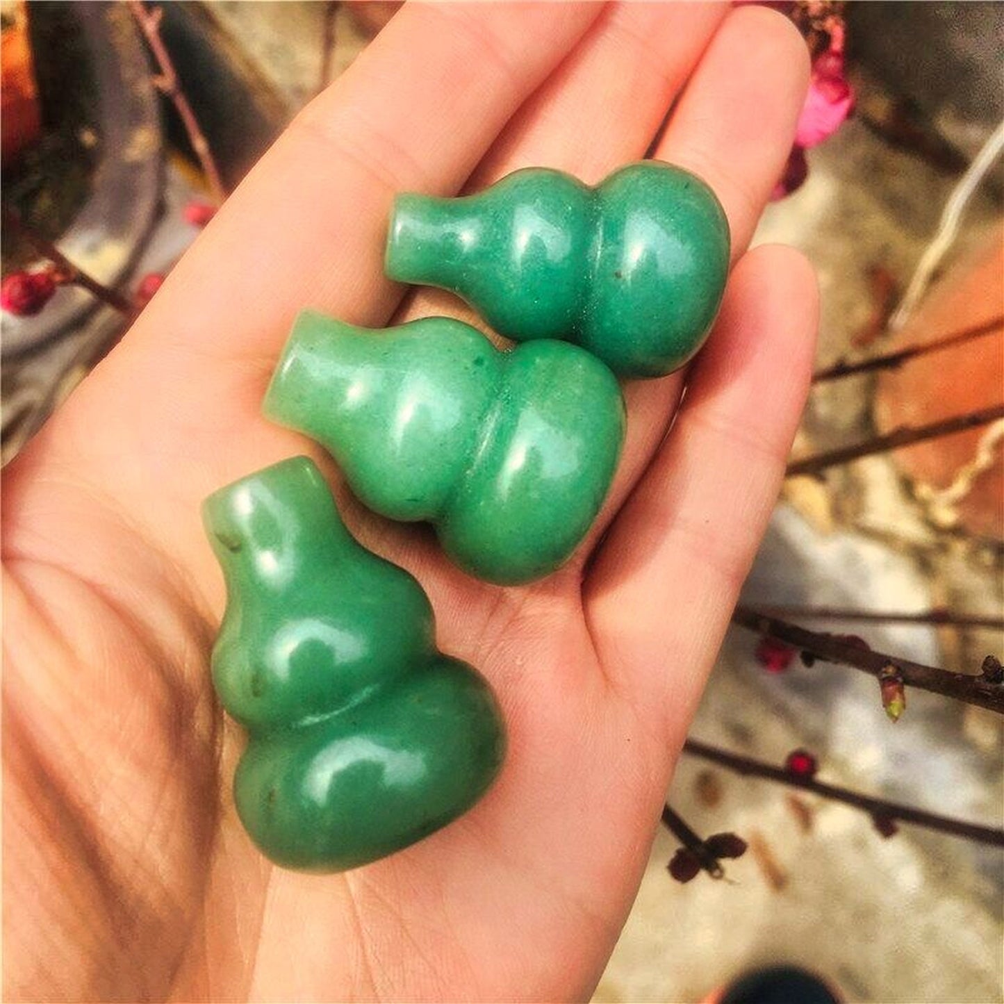 Natural green jade crystal gourd carving healing home decoration reiki
