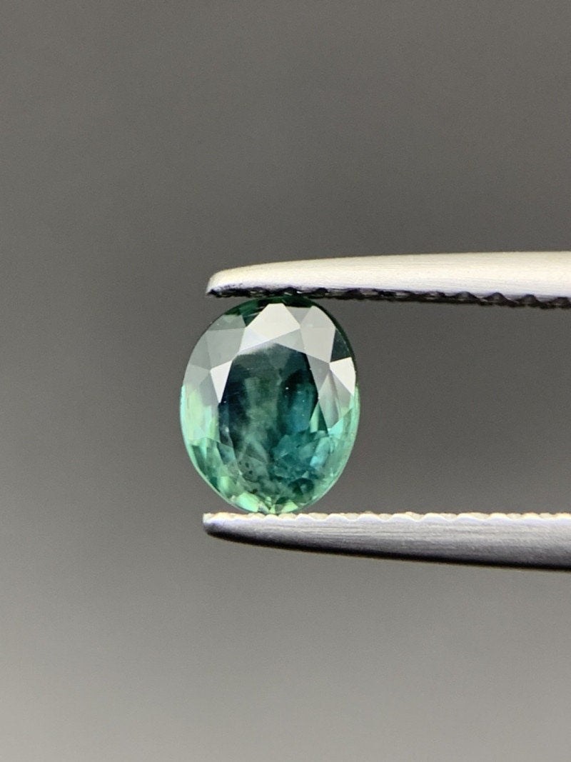0.80 Ct Unheated Natural Super Rare Ocean Blue Sapphire Gemstone