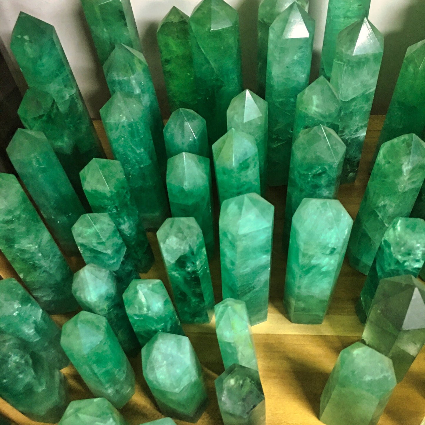 Natural Green Fluorite Obelisk Quartz Crystal Wand Point for Healing