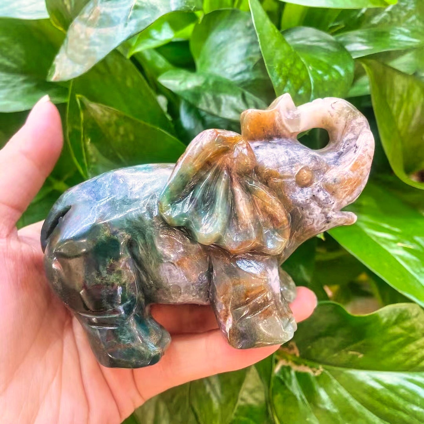 Natural Stone Ocean Jasper Elephant Statue - Handmade Carved Animal Figurine for Home Decor and Crystal Craft Gift, 120mm