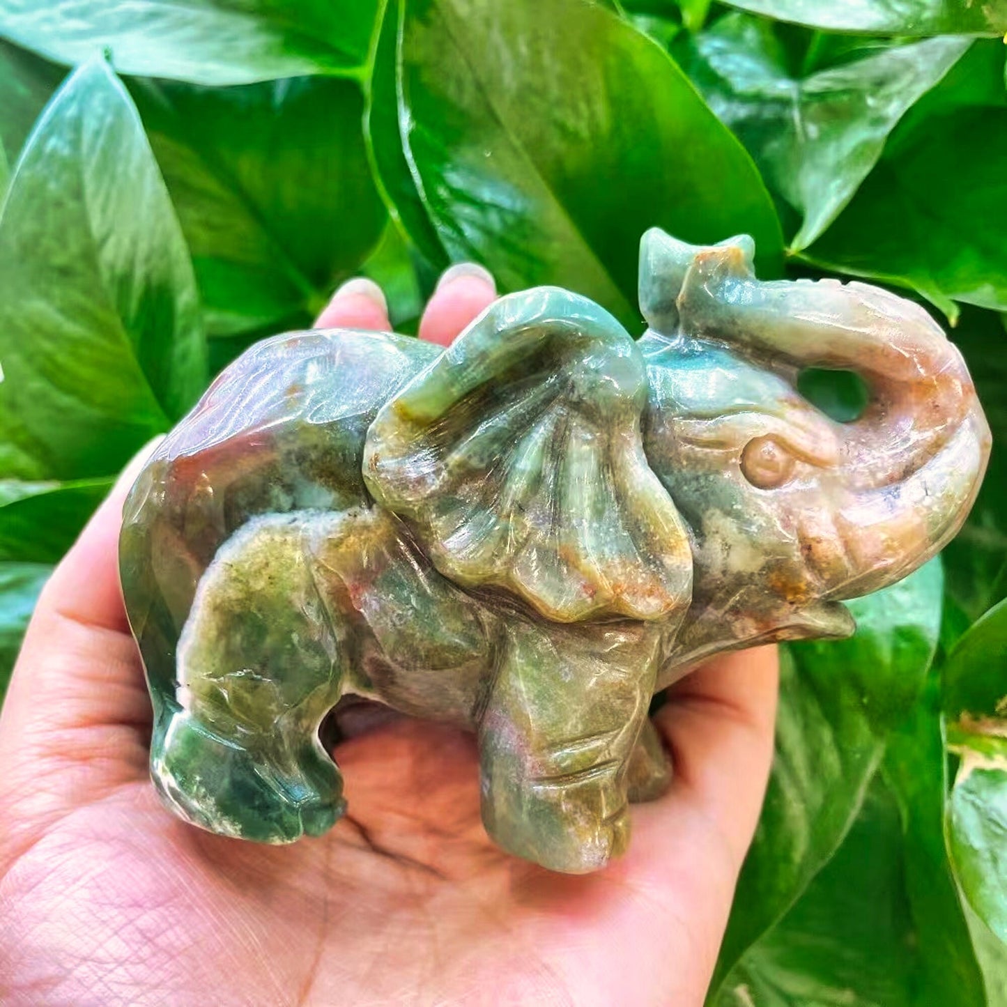 Natural Stone Ocean Jasper Elephant Statue - Handmade Carved Animal Figurine for Home Decor and Crystal Craft Gift, 120mm