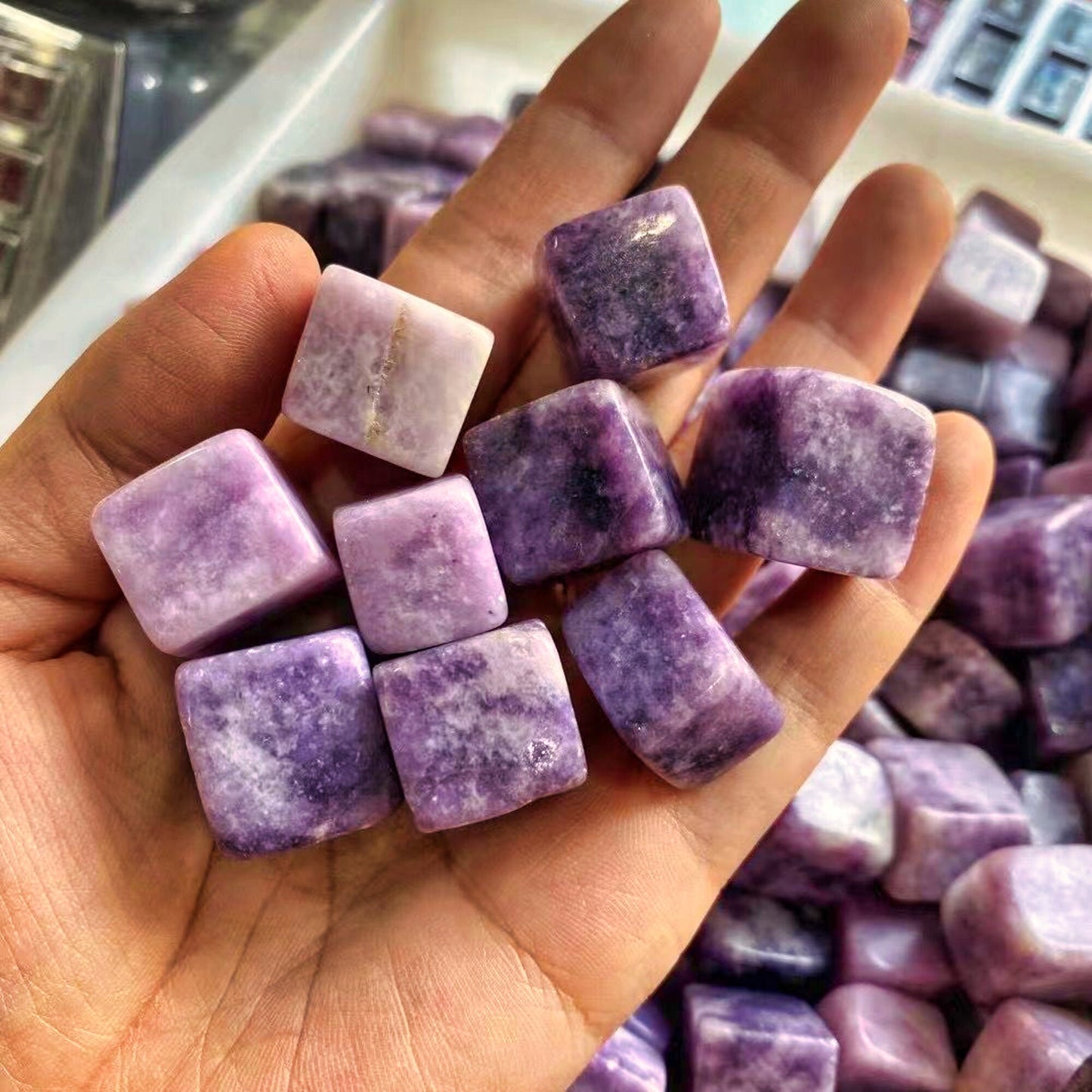 Beautiful Lilac Crystal Stone Crystal Tumble Stones Polished Ice Cube Stone Healing Chakra Reiki Stone As Gift 1000g