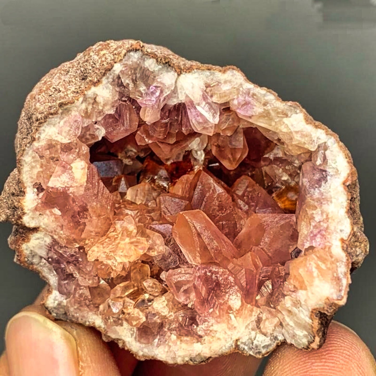 Argentina Natural Pink Amethyst Stone Quartz Raw Crystal Geode Room Decoration Amethyste Real Mineral Spiritual Healing Crystals