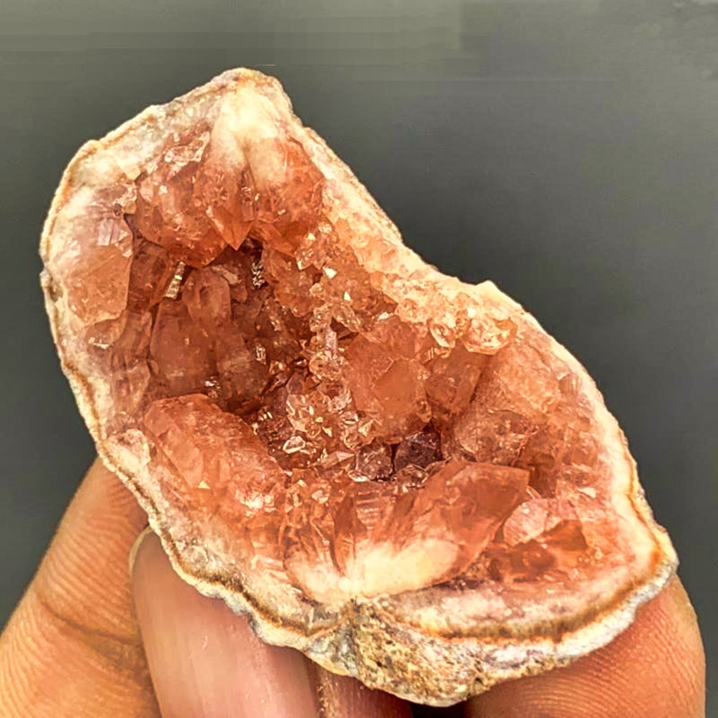 Argentina Natural Pink Amethyst Stone Quartz Raw Crystal Geode Room Decoration Amethyste Real Mineral Spiritual Healing Crystals