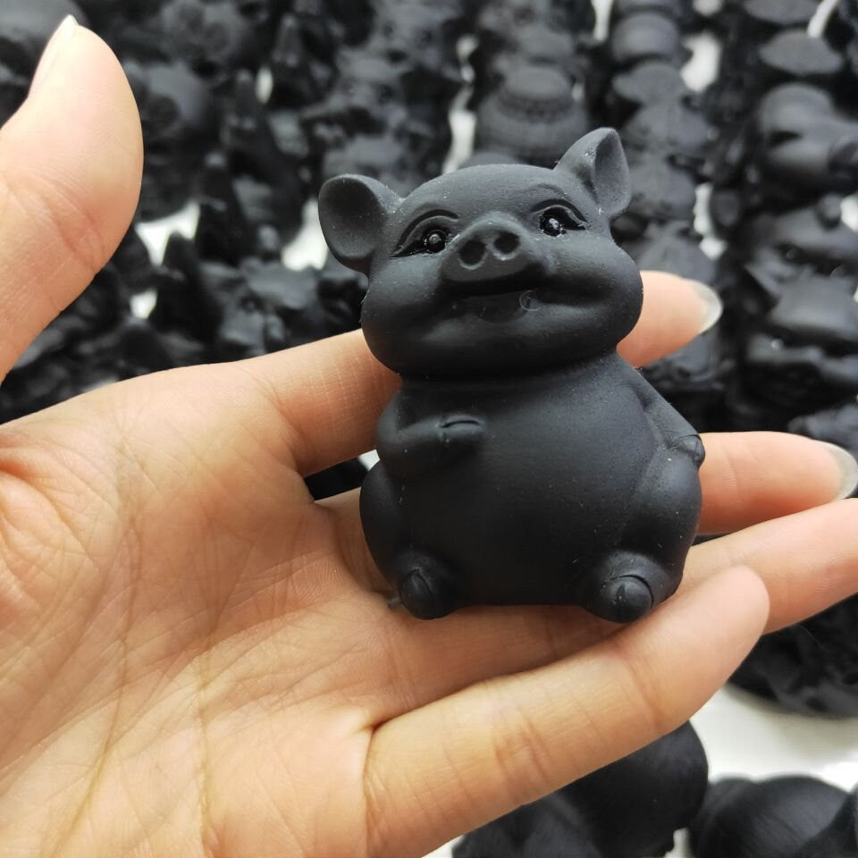 Natural Obsidian Quartz Pig Figurine - Hand Carved Animal Ornaments for Home Decoration and Crystal Healing