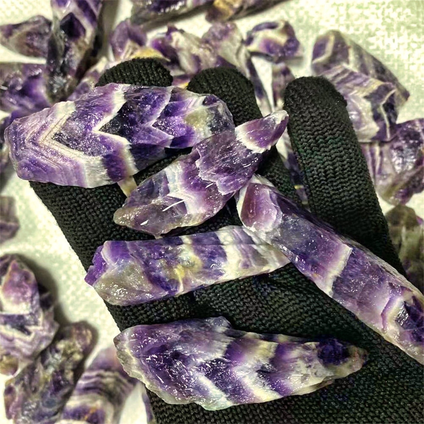 Natural Amethyst Crystal Rough Stone for Energy Healing & Mineral Specimen