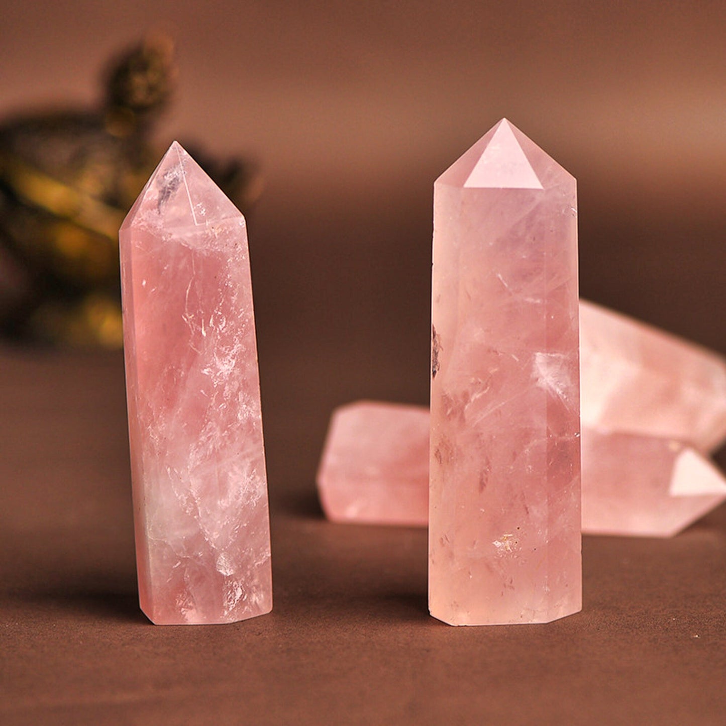 Natural Rose Quartz Crystal Wand Point - Healing Mineral Stone for DIY Home Decor and Treatment